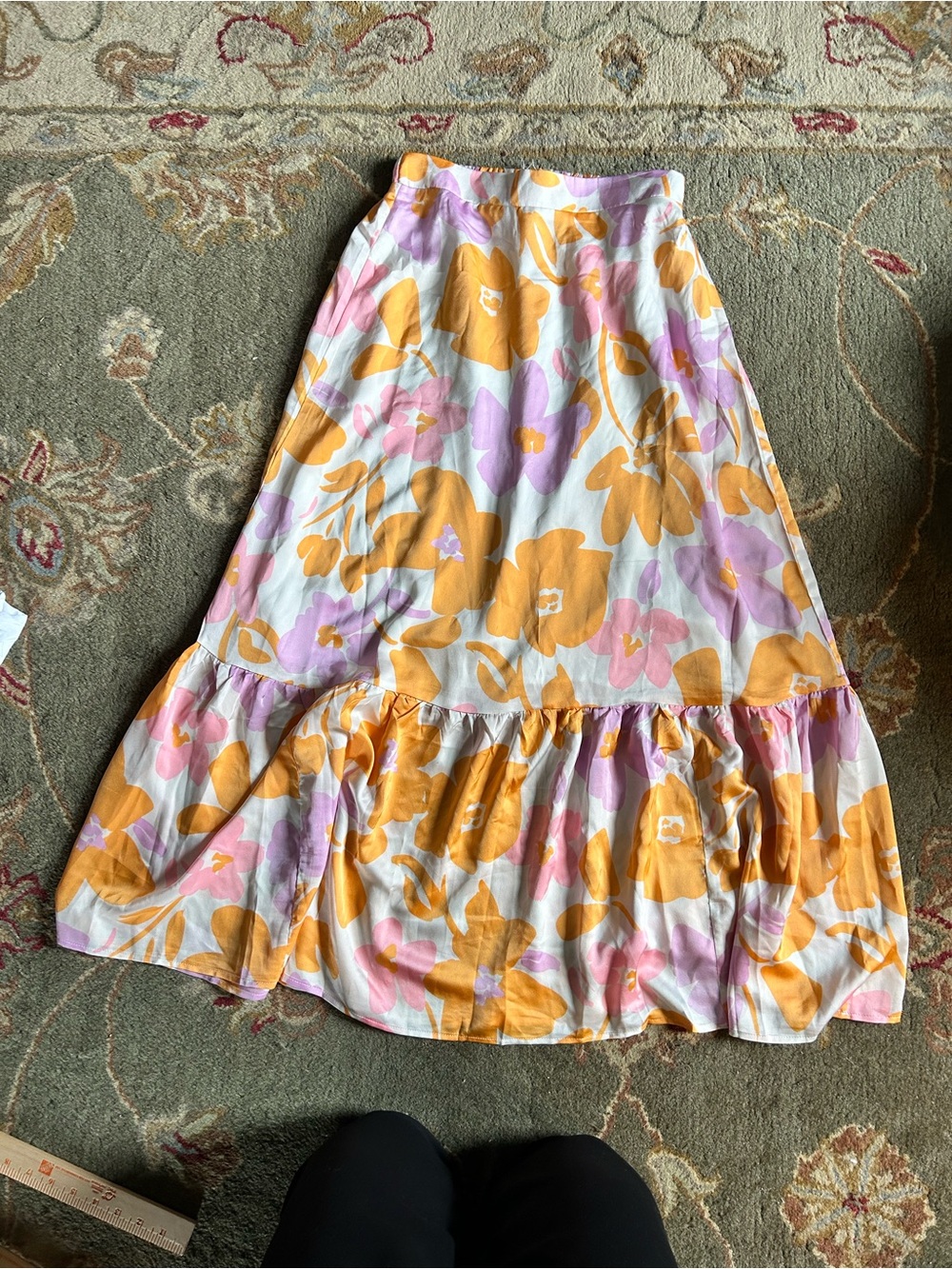 mittoshop women’s cream base w/pink, lavender & orange Floral Maxi Skirt size S